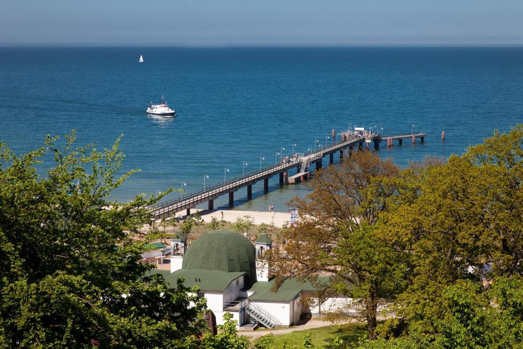 Hotel Stranddistel Rügen Goehren  Buitenkant foto